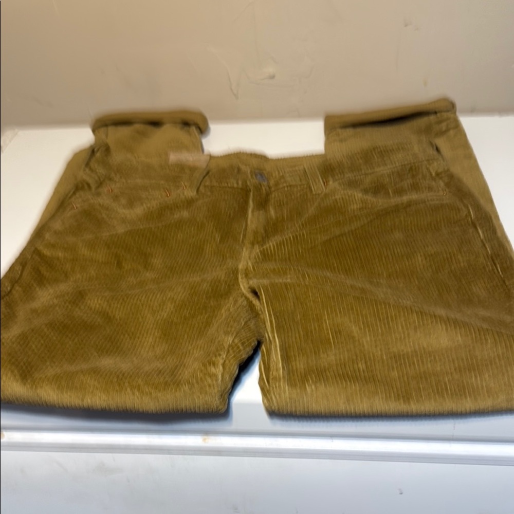 Levi's Women's Boyfriend Jeans in Tan